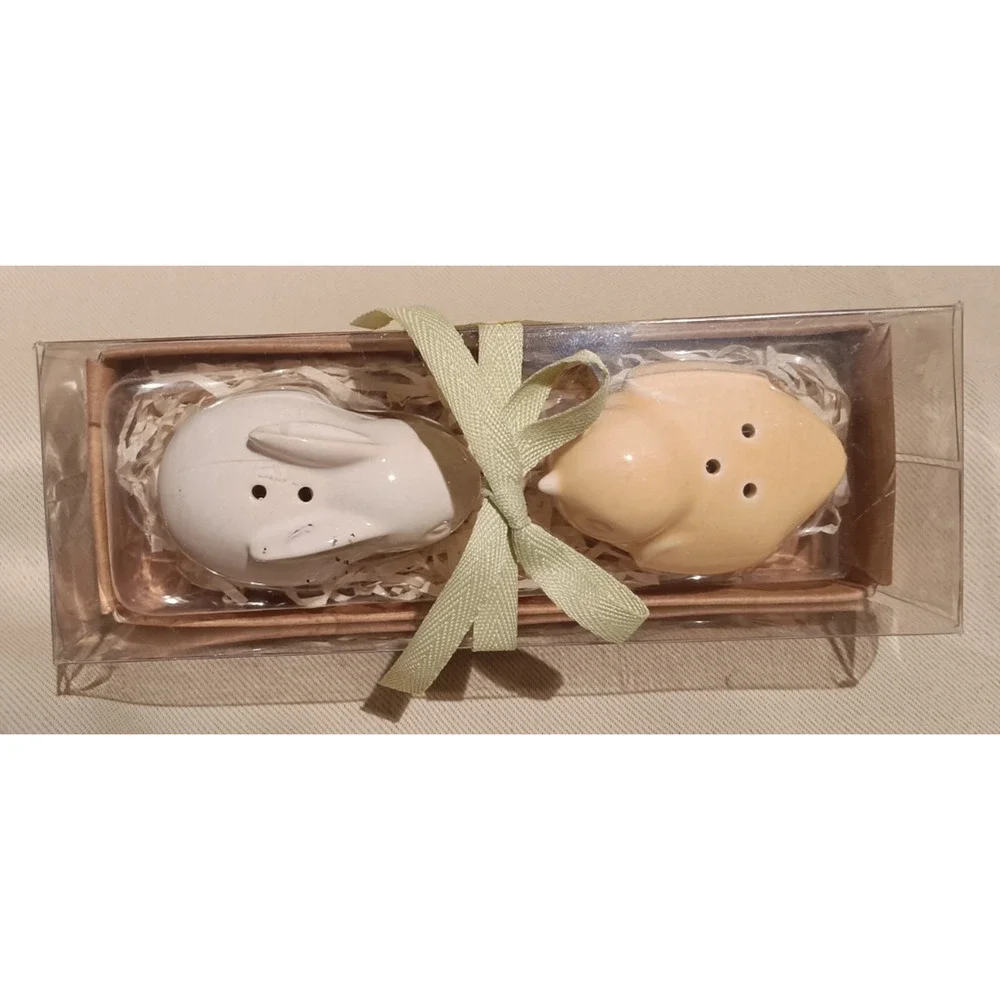 NEW Hallmark Bunny & Chick Ceramic Salt & Pepper Shakers Boxed Easter Decor Gift